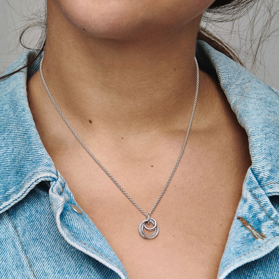 Pandora Family Always Encircled Pendant Necklace 23.6 in